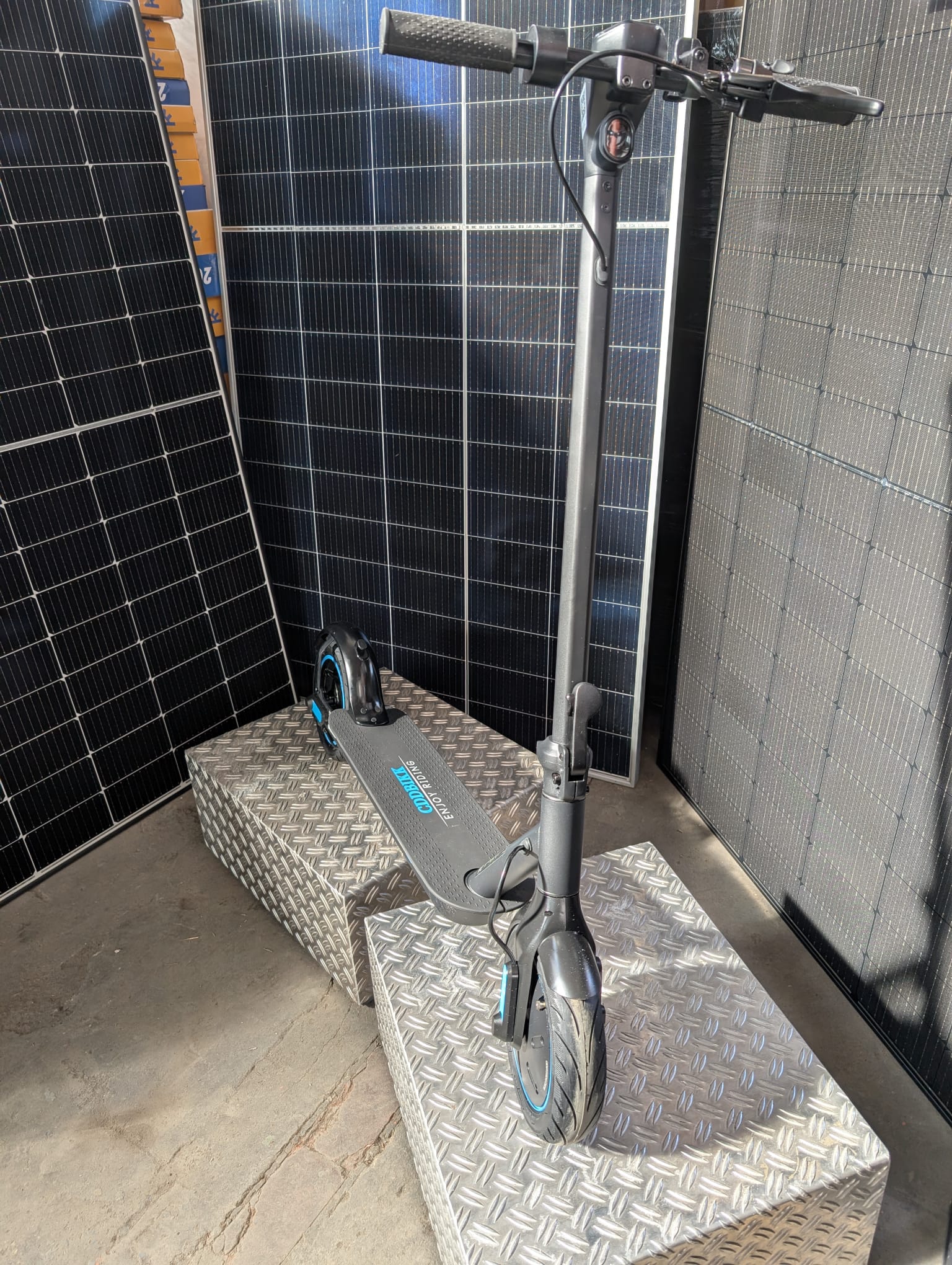 V10 OOK-TEK 500 Watt E-Scooter für Erwachsene, e roller, e scooter V10 OOK-TEK 500 Watt E-Scooter für Erwachsene, e roller, e scooter
